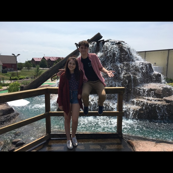 Meet your Posher, Izzy - Picture 4 of 8